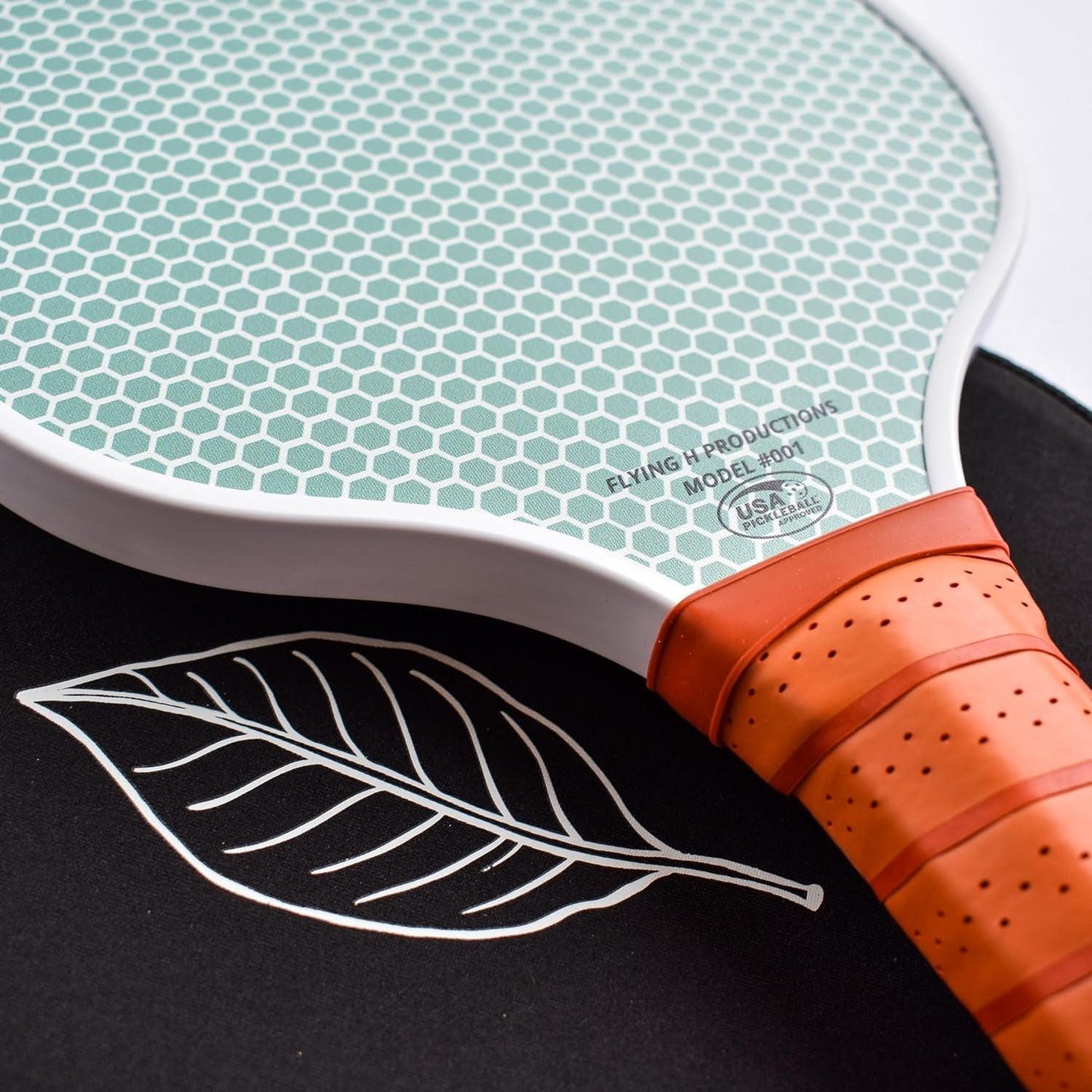 Flying H Pickleball Paddle | Carbon Fiber | Honeycomb Core | Timeless Design | USAPA Approved | Comfort Grip - setpickleball